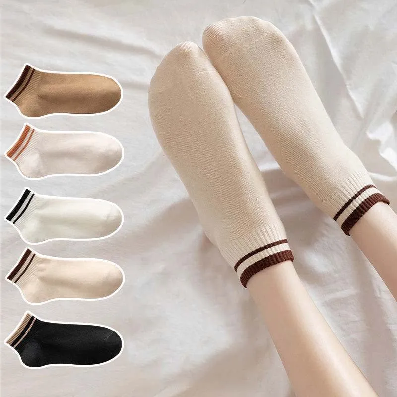 Free Gift - 1 Pair Premium Low-Cut Cotton Socks