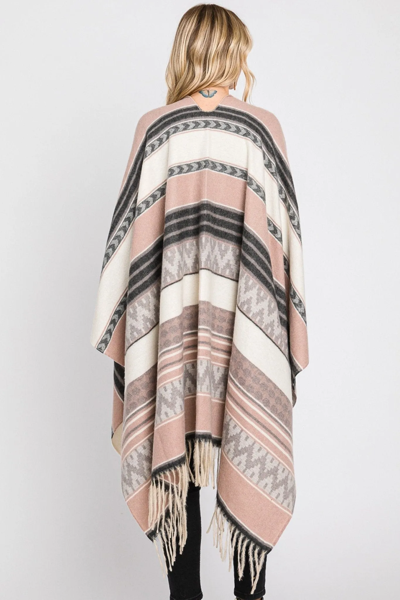 MS0312 Camila Aztec Print Fringe Ruana