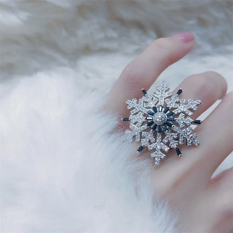 Winter Snowflake Rotating Ring